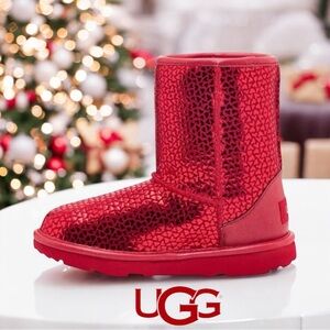 🟡 UGG Women’s Classic ll Gel Heart Boots Metallic Hearts Size 5